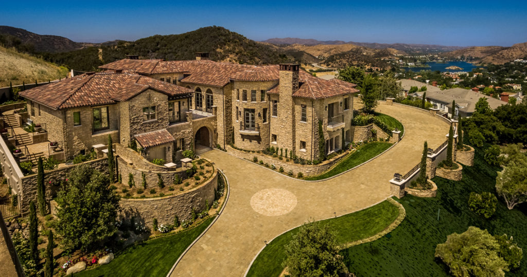 393 West Stafford Road featured by Nicki & Karen Southern California Luxury Real Estate