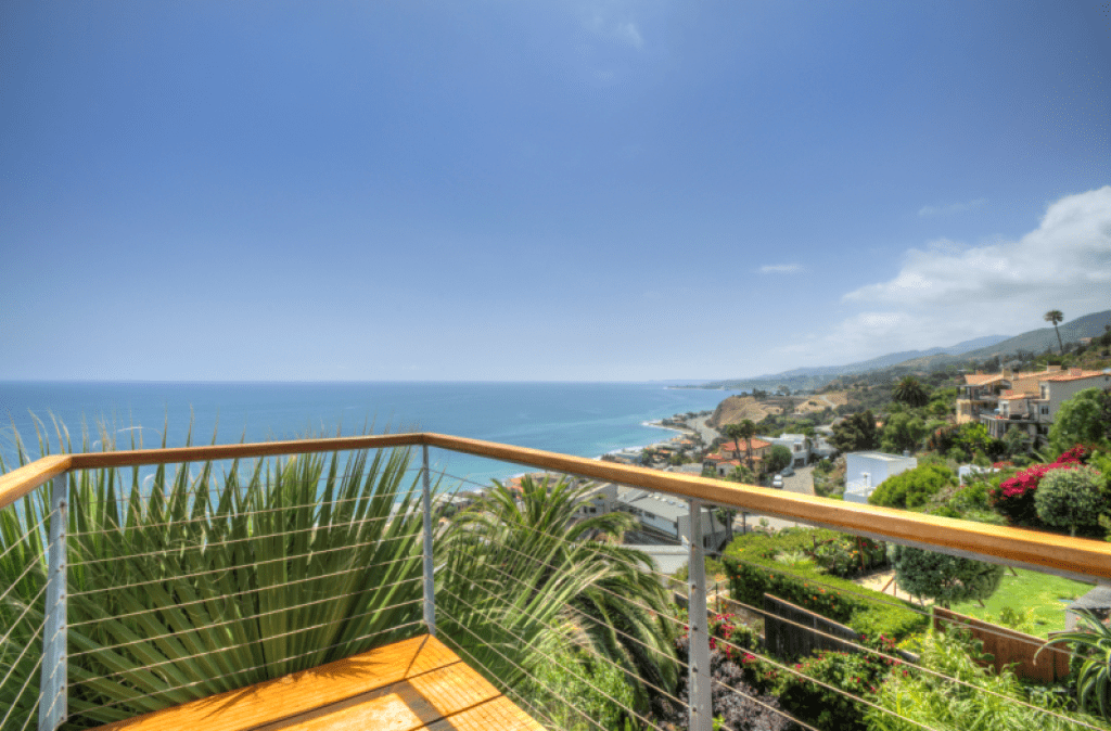 Deck in the hills overlooking Malibu beach