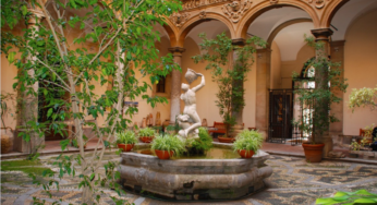 What defines a Luxury Home in Southern California?