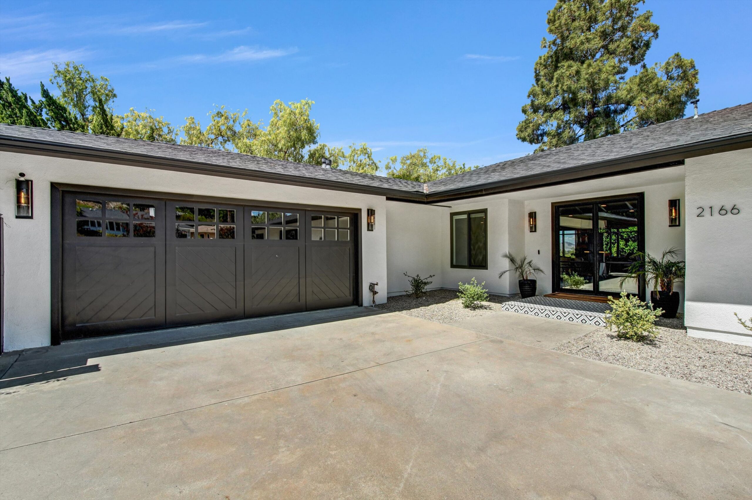 2166 La Granada Drive, Thousand Oaks